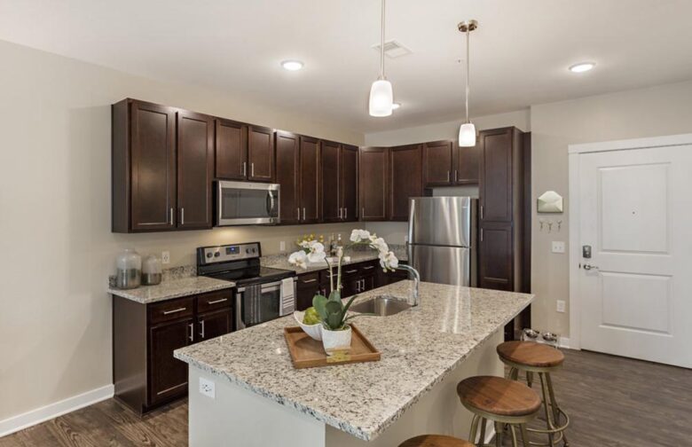 Gallery Image (15 of 31)